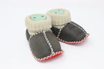 Cozy Toez Brown & Red Leather-knit collar